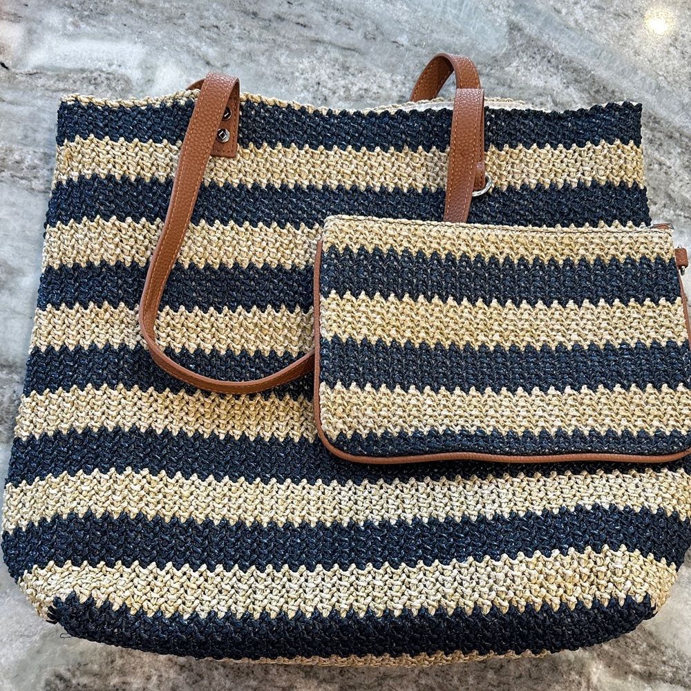 Jewell by thirty-one Striped Tote and Pouch Set